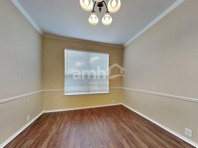 132 Julian Dr