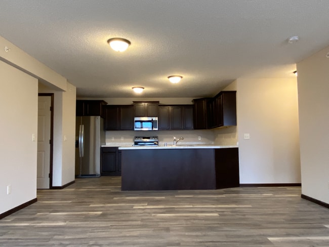 Photo - 2200 4th Ln SE