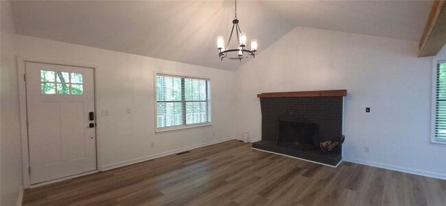 Photo - 1774 Joe Black Rd