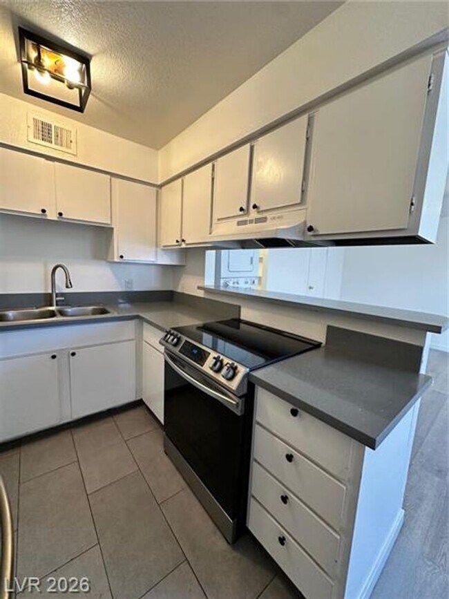Photo - 4920 Stanley Ave Unit 4920 Stanley Ave #4