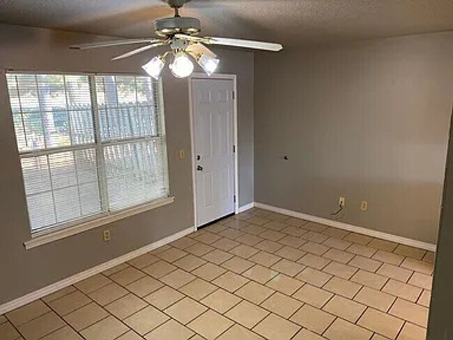 Photo - 2 Bedroom, 1.5 Bathroom, Two-Story Townhouse with fenced-in backyard in Farmington