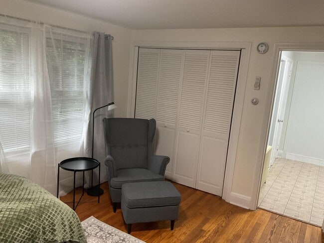 Photo - 1471 Point Way Unit Furnished Apartment