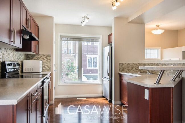 Photo - 1623-1623 Towne Centre Blvd NW