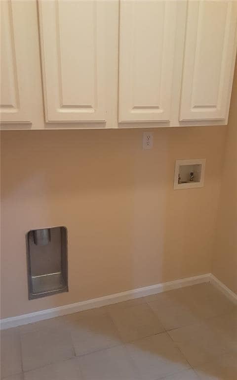 2532 Lois Ct