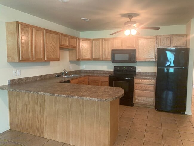 Photo - 6531-MF2-E2 Unit A