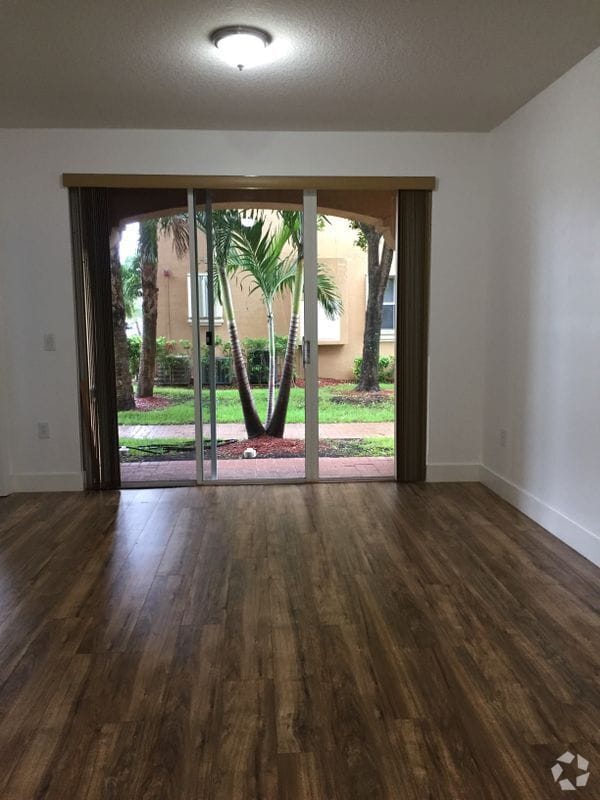 Building Photo - 6740 NW 114th Ave Rental