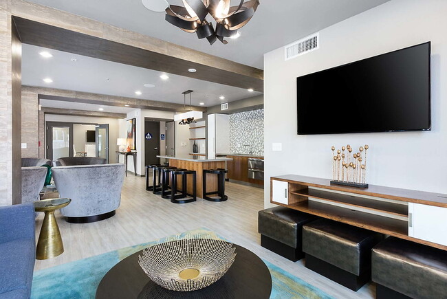 Photo - The Courtyards at 65th Street