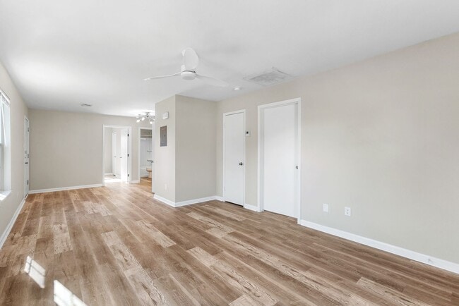 Photo - 903-903 Allen St Unit 901