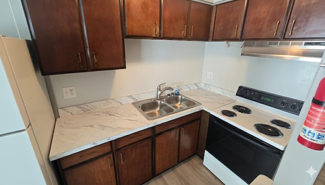 Photo - 46169 Jefferson Ave Unit 4