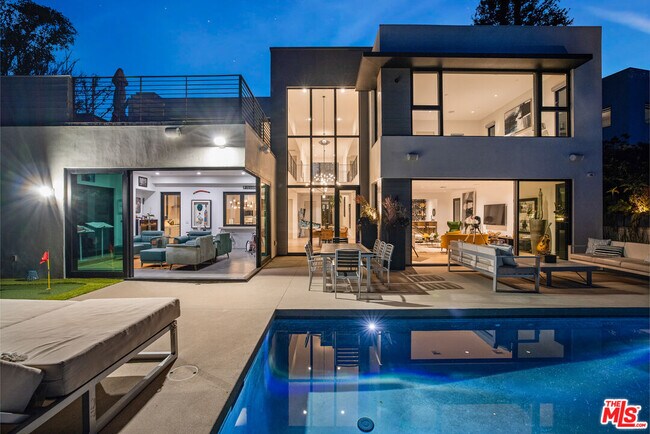 Photo - 1172 Linda Flora Dr House