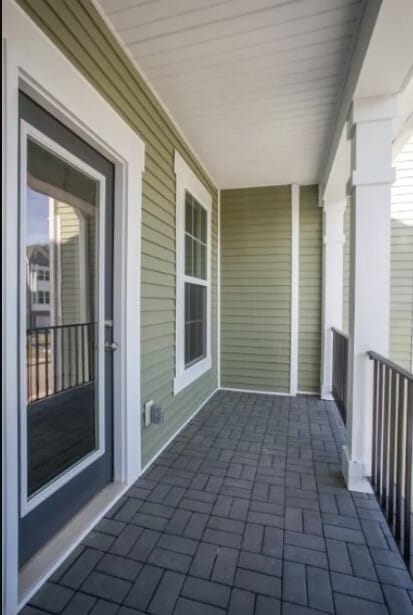 Front Porch - 6205 W STONEPATH GARDEN DR