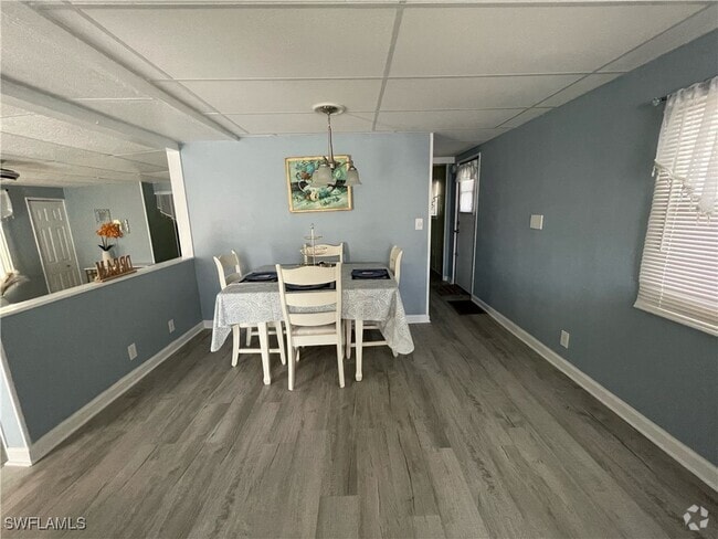 Building Photo - 471 Palm Dr Rental