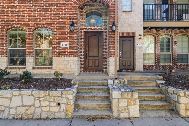 Photo - 6789 Cortona Ln