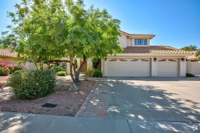 Building Photo - 5 bed 3 bath, 3500 sft in Tempe with pool Rental