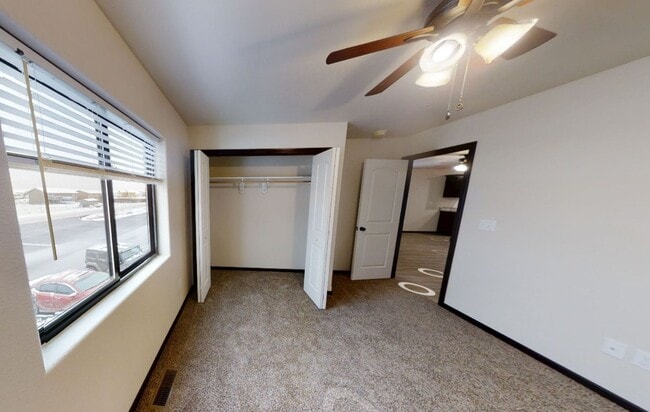 Photo - Fox Run Apartments