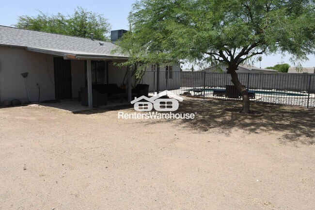 Photo - 1550 W Pershing Ave