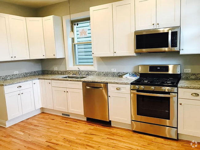Building Photo - 3429 W Melrose St Unit 1 Rental