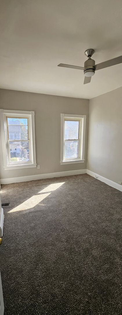 Photo - Large house with a nice layout welcome Home