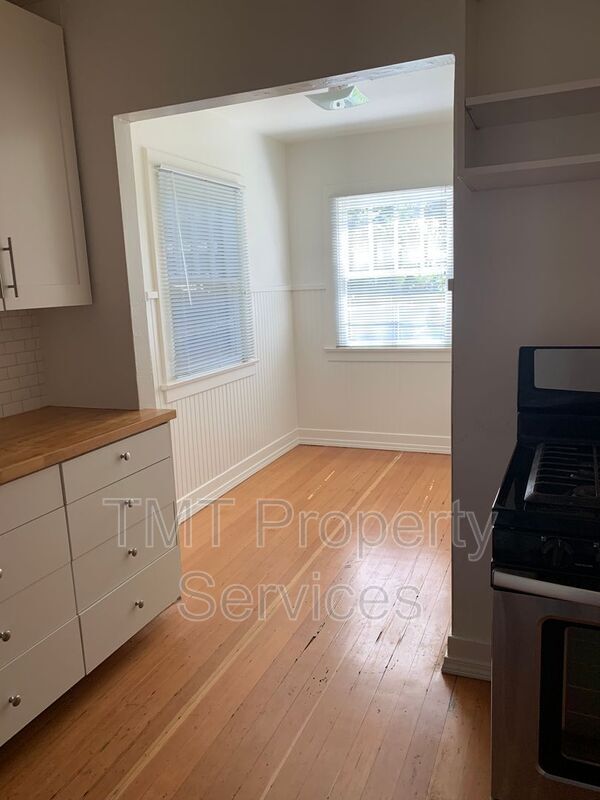 Photo - 785 Lincoln St