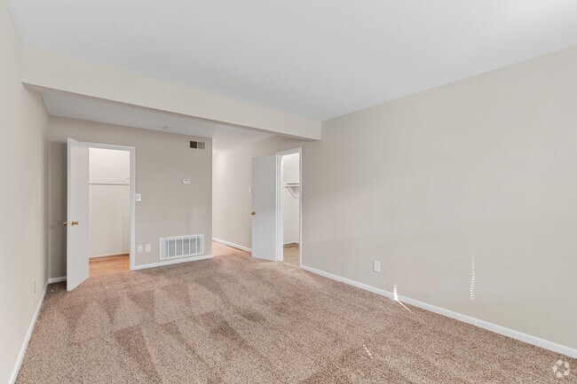 Studio Space - Gosnold Mews Apartments