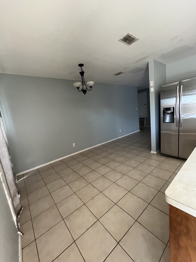 Comedor. - 1414 Denver