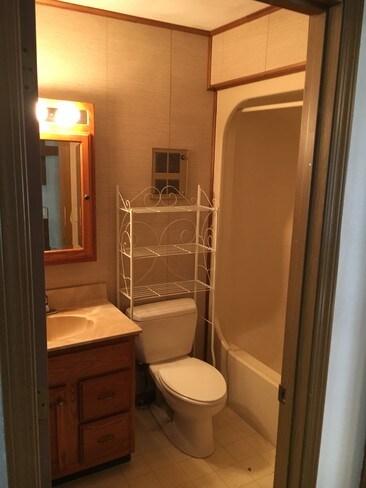 1 bedroom - Amanda Lane Apartments