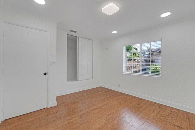 Photo - 1820 NW 33rd St