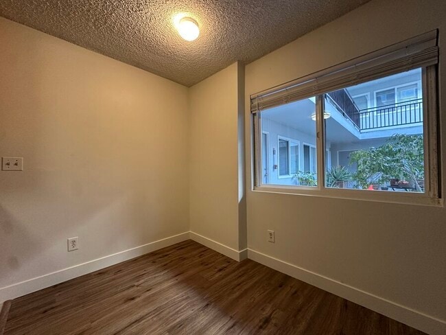 Photo - 21 Thornton Ave Unit 6