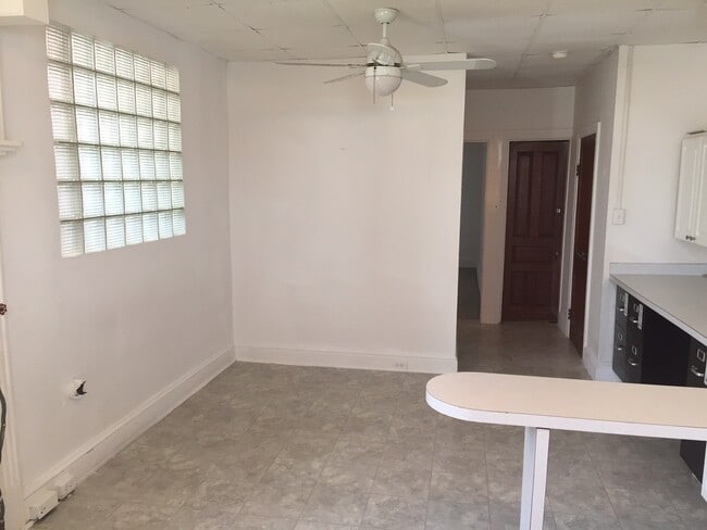 702 Roosevelt Ave