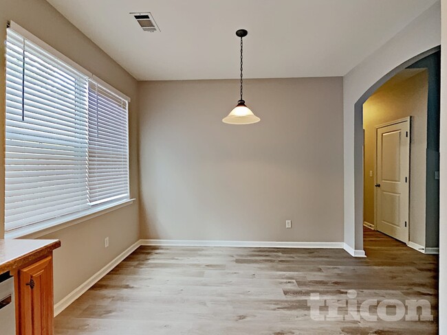 Photo - 7894 Bluefin Trail