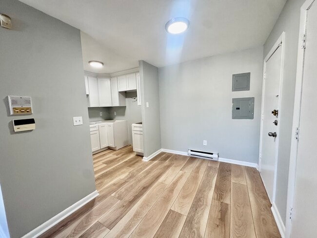 Photo - 837 River St Unit 5