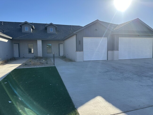 Building Photo - 1113 N 7th St