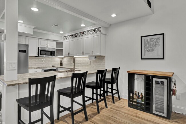 Photo - 1800 Eastwood Rd