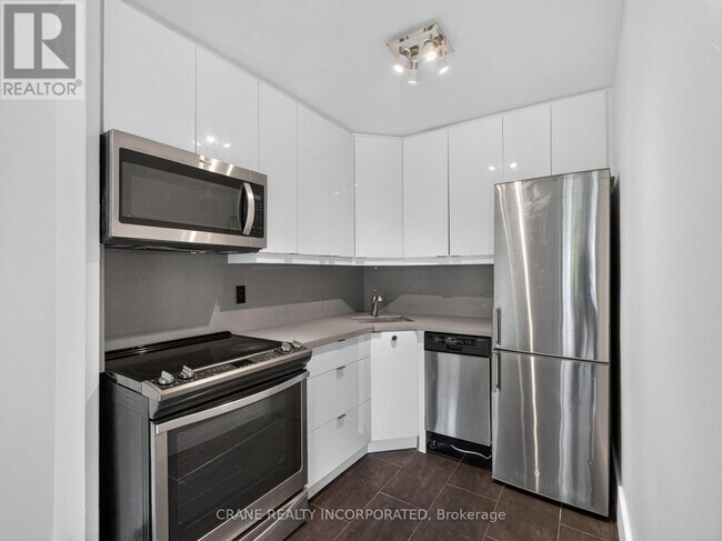 Photo - 40 Homewood Ave Unit 210