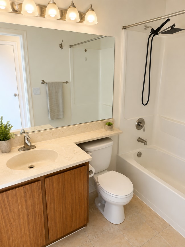 Photo - 5926-5928 Hilltop Drive Unit 5928