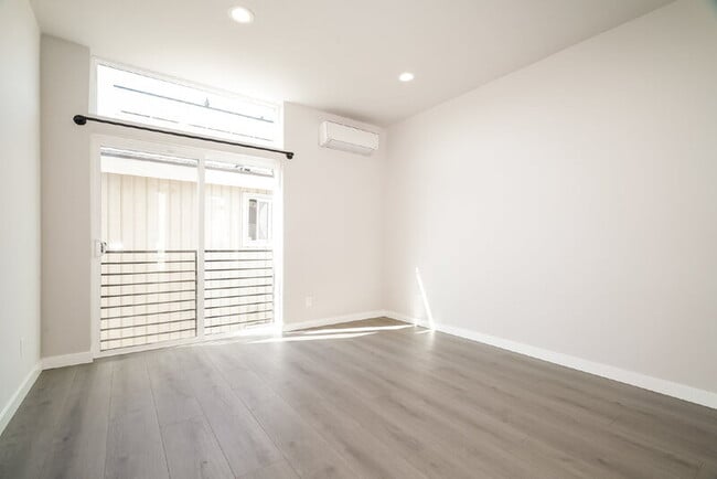 Photo - 2725 S Norman St