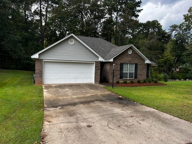 Building Photo - 110 Mohawk Cir