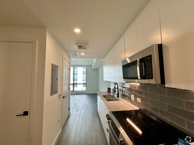 Building Photo - 154 NE 23rd St Unit S Rental