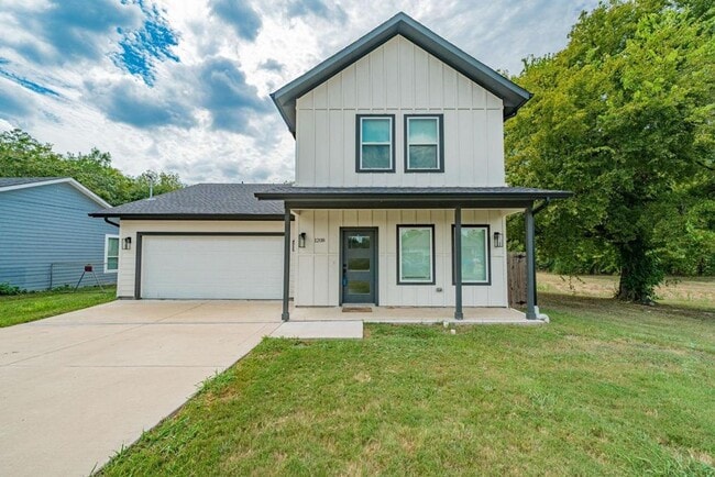 Building Photo - 1208 Edgar St