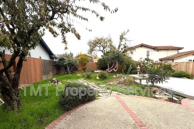 Photo - 2 Polvadera Ct