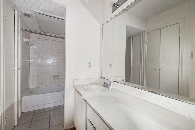 Photo - 7900 N Stadium Dr Unit 22