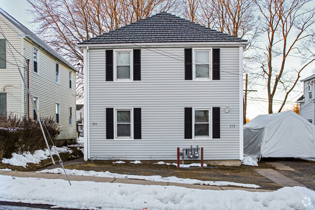 Building Photo - 172 Greene St Unit 1 Rental