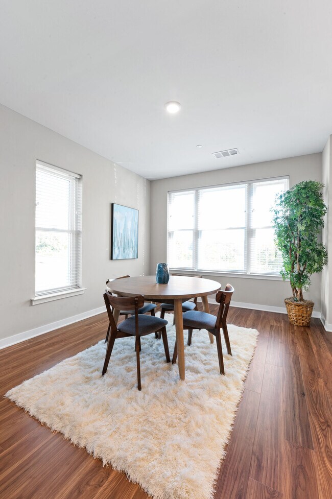 Weatherstone Flats Apartments Chester Springs, PA