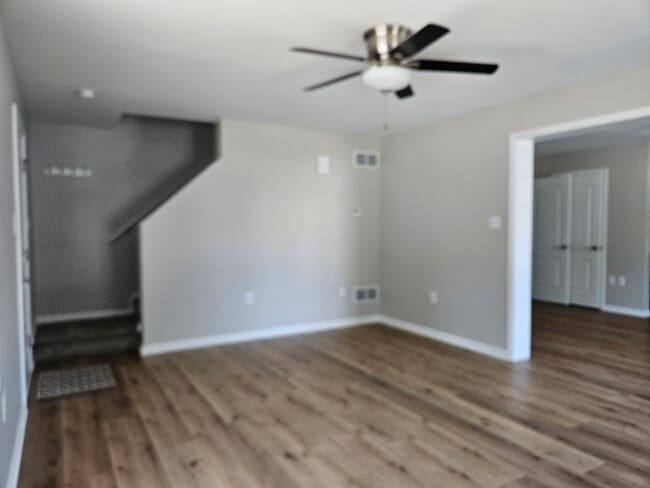 Photo - 110 Edward Dr