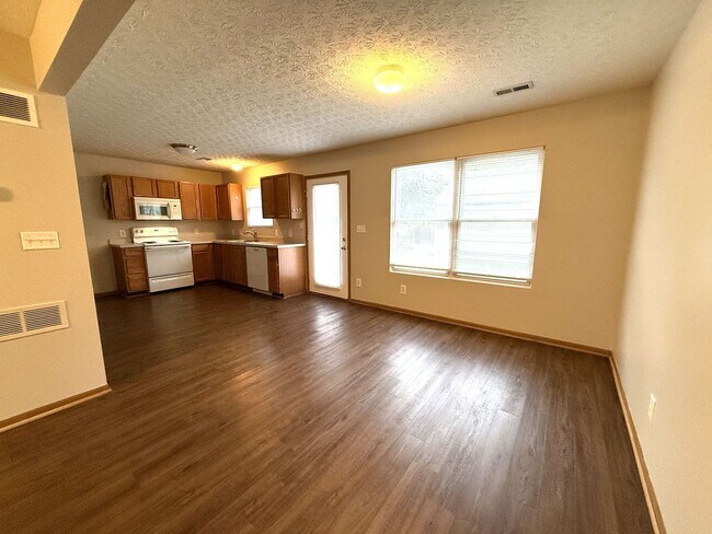 Photo - Beautiful 3 Bedroom/2.5 Bath Single Family Home in the Villages of Wildwood