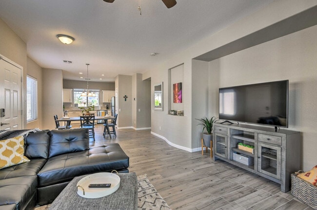 Building Photo - 8226 S Hidden Trail Ct Unit SI ID1545711P