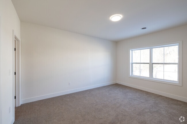 2 BR, 2 BA with garage Upstairs Unit