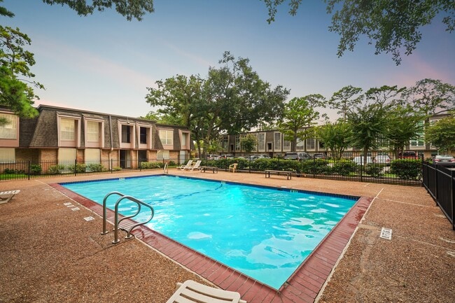 Building Photo - 12633 Memorial Dr Unit 186 Rental