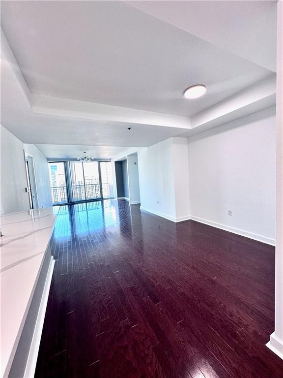 Photo - 3338 Peachtree Rd NE Unidad 2505