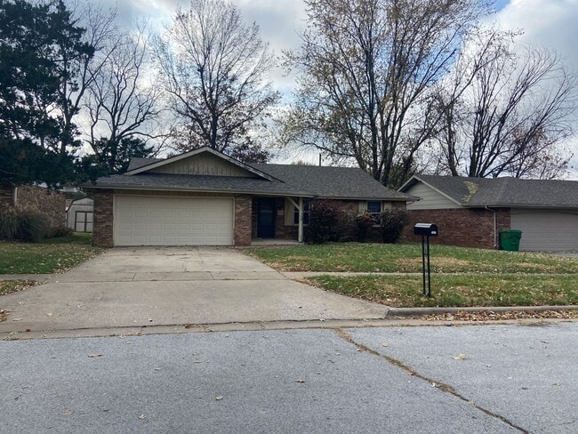 Building Photo - Like new, ranch home near Bass Pro, fully ...